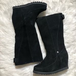 BEARPAW Black wedge boots Size 9 heeled suede knee high boots black booties